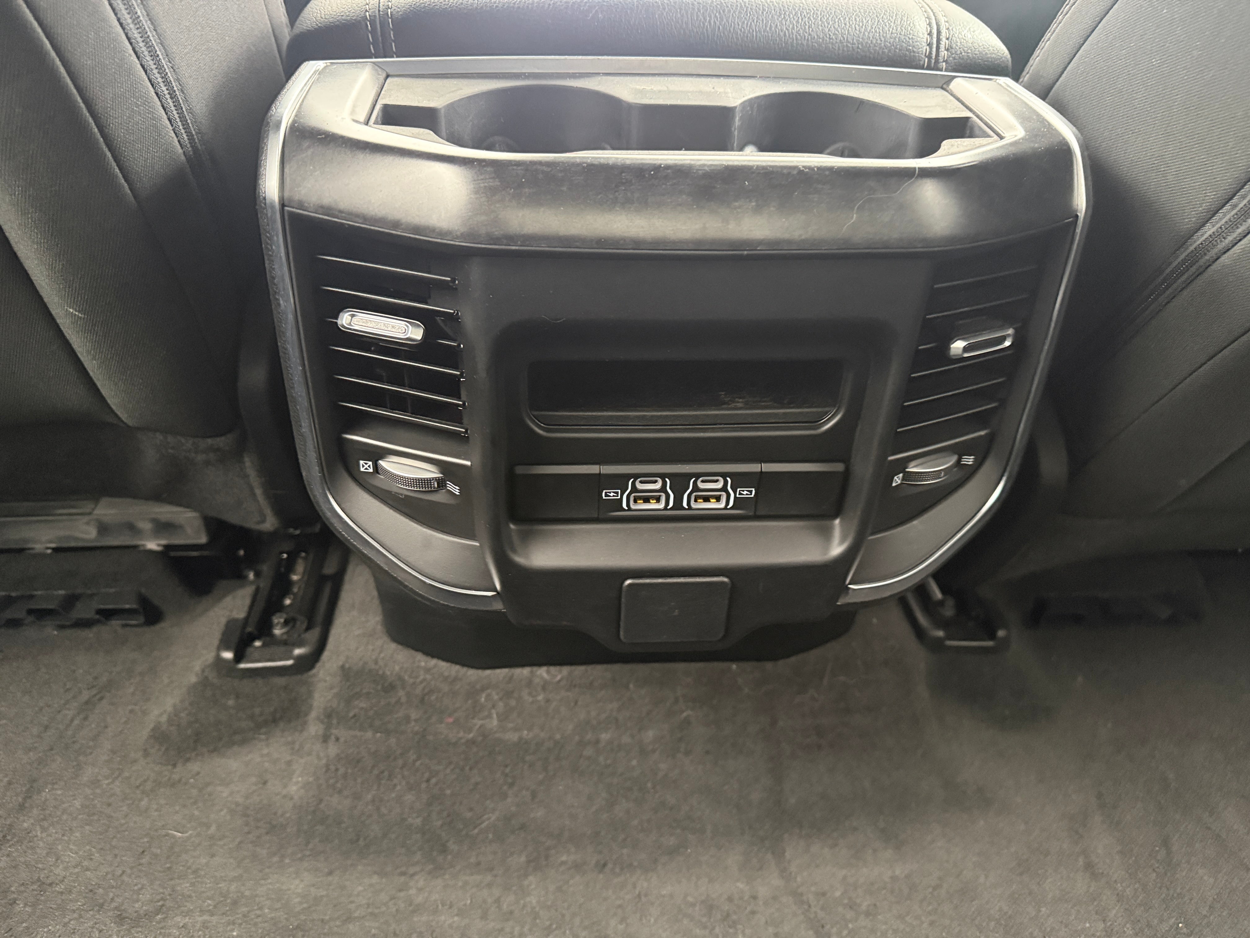 ram ram 1500 pickup 2024 1C6SRFMT1RN126171 image ram ram 1500 pickup 2024 1C6SRFMT1RN126171 image